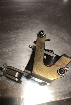 Paco Rollins tattoo machine