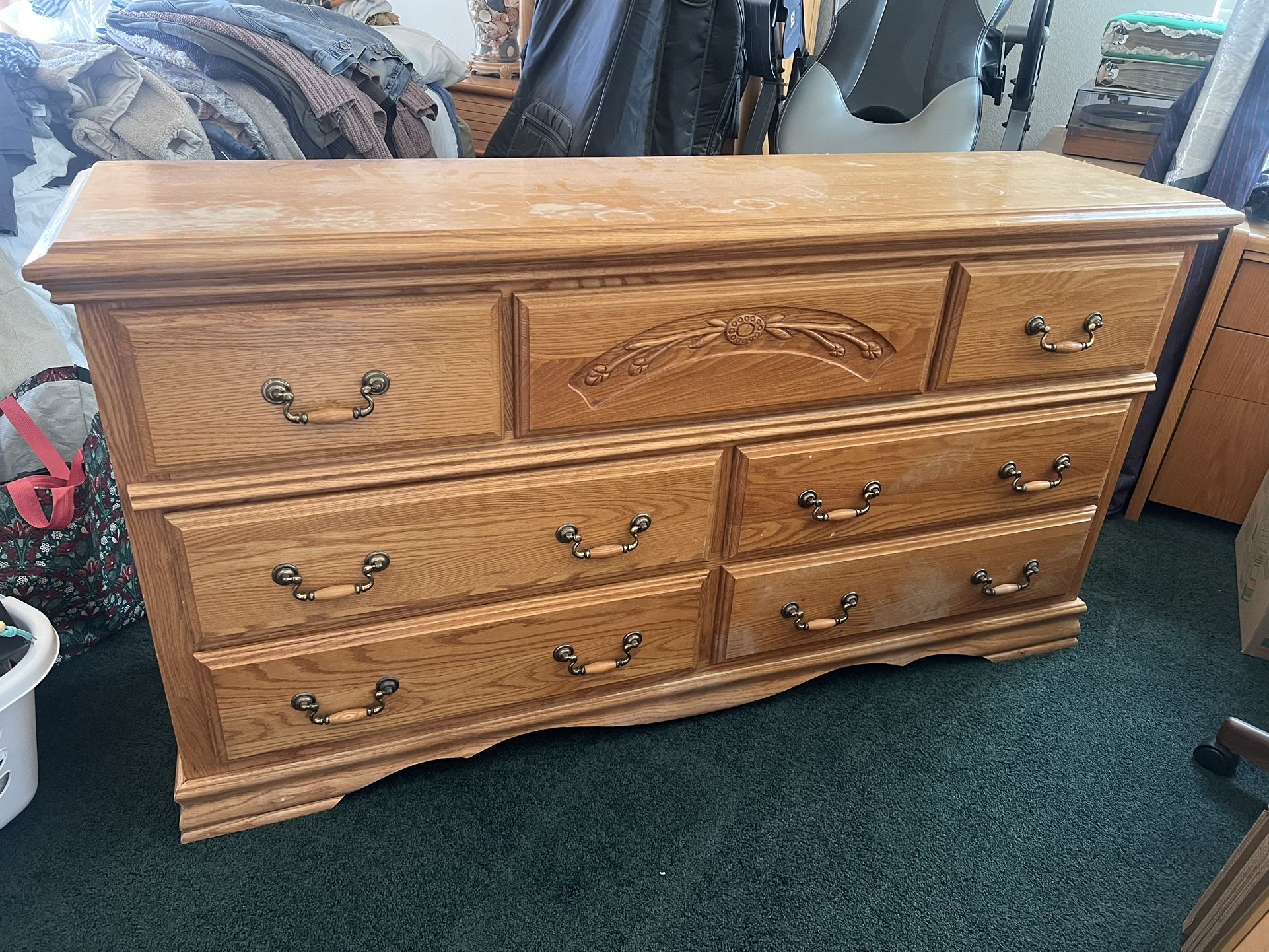 7-Drawer Dresser