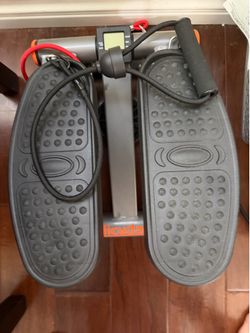 Step Counter Machine