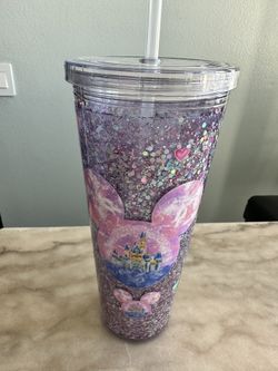 Disney Head Castle Pink Purple Hearts 32oz Snow globe tumbler Glitter Bling Water Resistant 