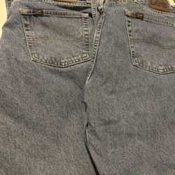 MENS JEANS SIZE 40x33