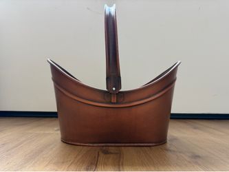 Metal harvest berry bucket