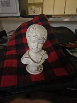 Vintage Universal Statuary Corp Chicago 22 S745B Boy Bust Statue 1962.