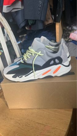 Yeezy 700 og wave runner