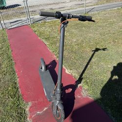 Scooter Navee N40 Electric Like New 
