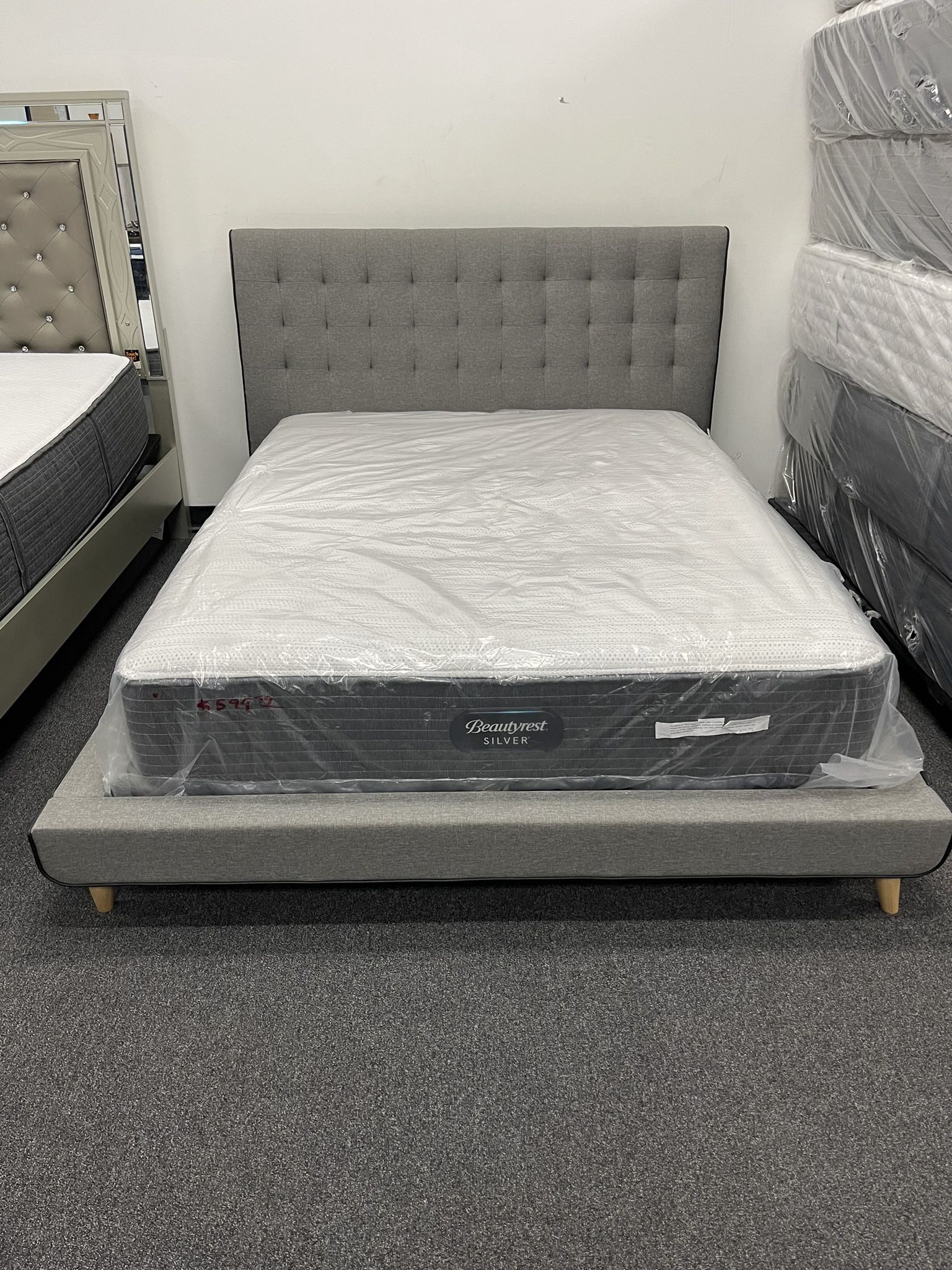 🔥🔥COMBO DEAL ‼️QUEEN SIZE BED FRAME and QUEEN SIZE BEAUTYREST  MATTRESS