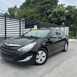 2011 Hyundai Sonata-Hybrid