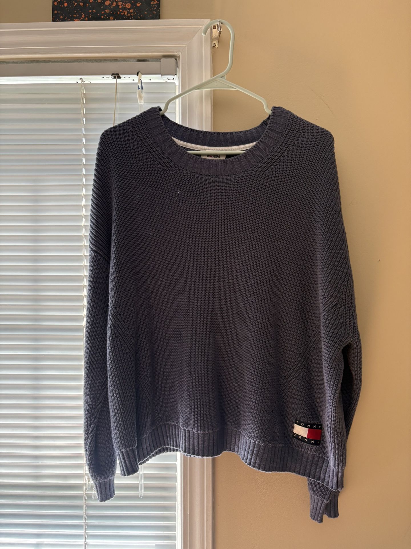 Tommy Women’s Knitted Sweatshirt