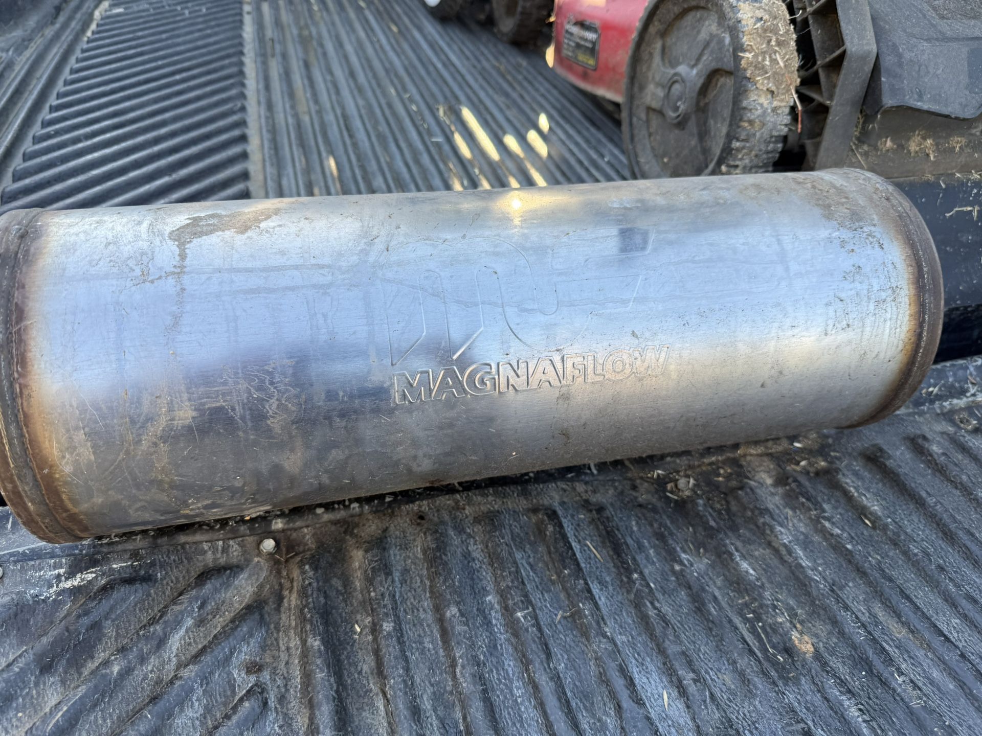 Muffler