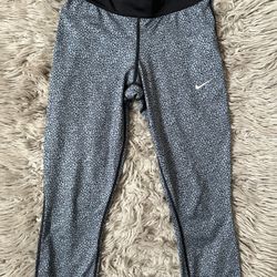 Nike Women’s Leggings 