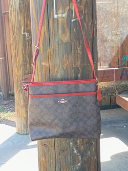 Flawless Coach Shoulder Bag
