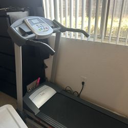 Treadmill 