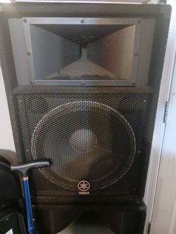 Yamaha 15 inch speaker DJ  soeaker got 2 pairs 1000 watt