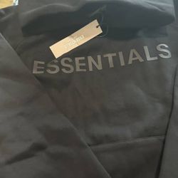 Essential Hoddie