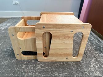 Infant /Toddler desk / chairs