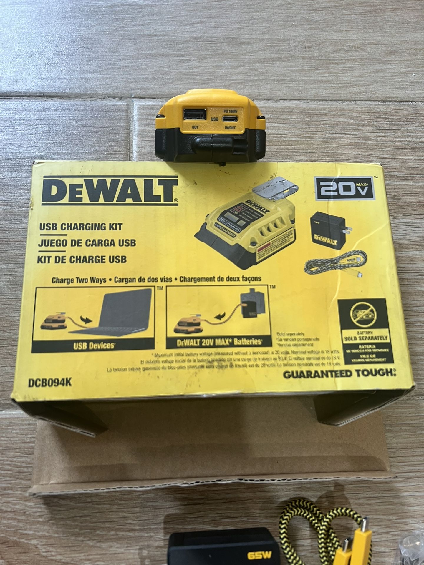 DeWALT USB Charging Kit
