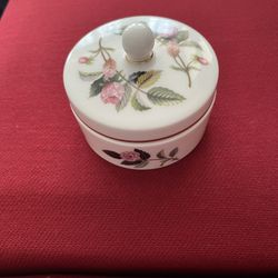 VINTAGE Rembrandt Fine china trinket 