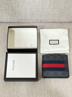 NIB Gucci GG supreme signature web bifold wallet