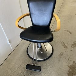 Belvedere  Hydraulic hair chair