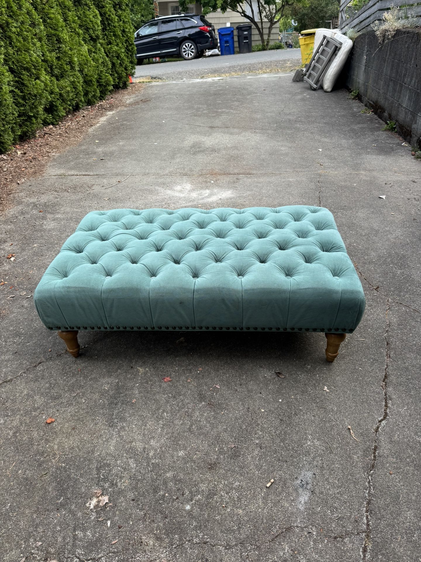 Beautiful Teal Velvet Ottoman – Mid-Century Modern Style