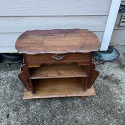 Handmade Solid Wood Furniture