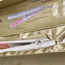 Ve’rsha Paris hair straightener