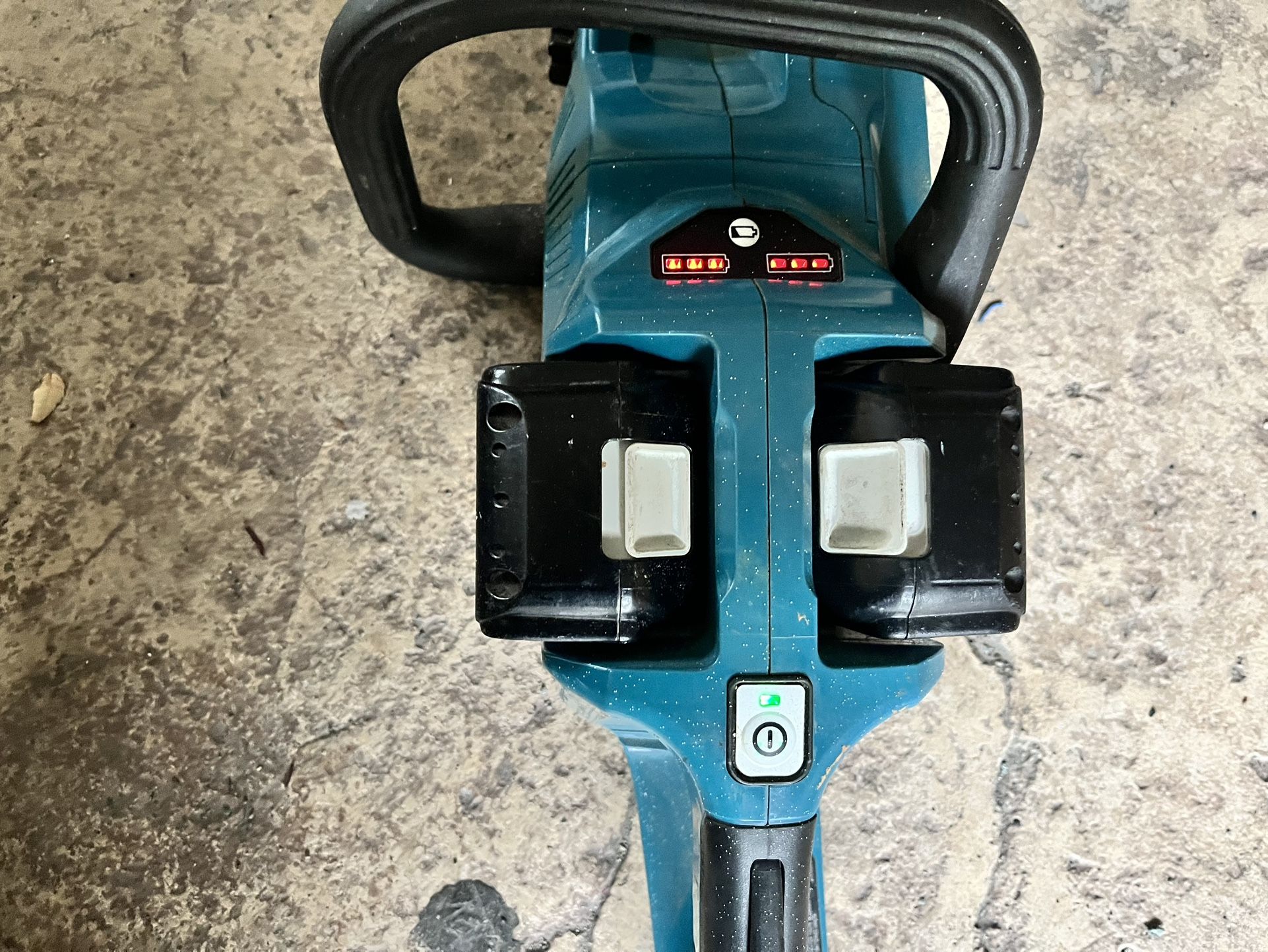 Makita Brushless 36v Chainsaw
