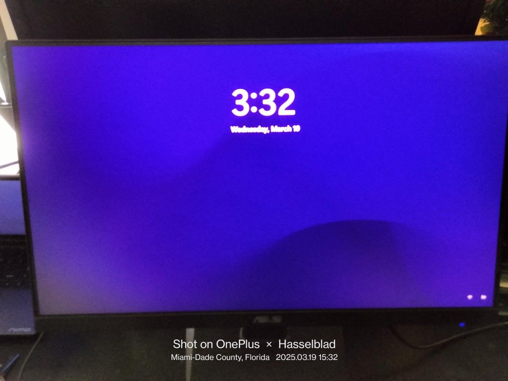 🚨 HOT SCREEN DEAL! 🚨
ASUS 23.8” Monitor