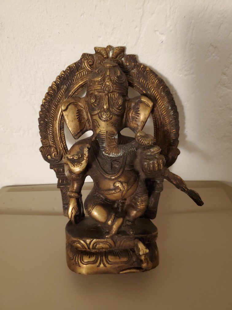 Heavy Ganesha Statue Decor (Have Tarnishing And Wear)