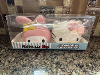 Hello Kitty And My Melody