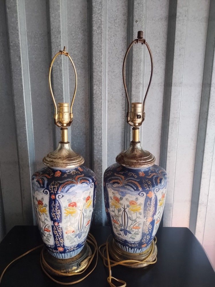 Qing Dynasty Table Lamp