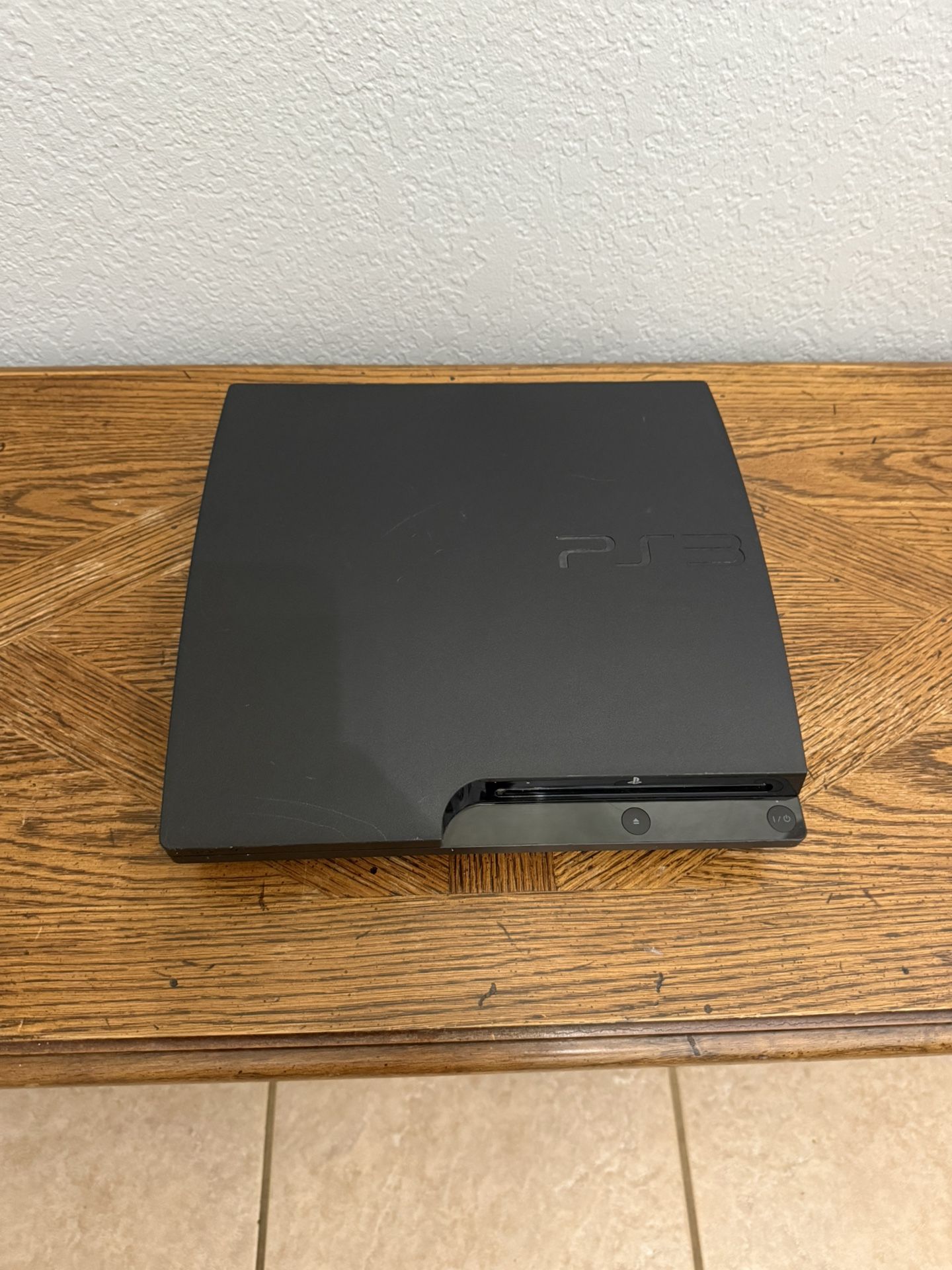 PS3 Slim Has “Black Screen Of Death” For Repair Or Parts
