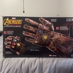 Marvel Avengers Legend Infinity Gauntlet 