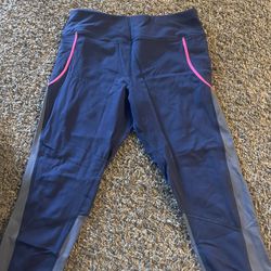 Avia Pants & Jumpsuits Leggings for Sale in Fresno, CA - OfferUp