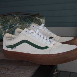 VANS SIZE 11 OLD SKOOL