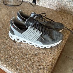 Men’s on cloud cloud tech, 9.5 Women’s 8 Swiss engineering, running sneakers, shoes, gray