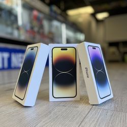 iPhone 14 Pro Max (Unlocked For Any Carrier)