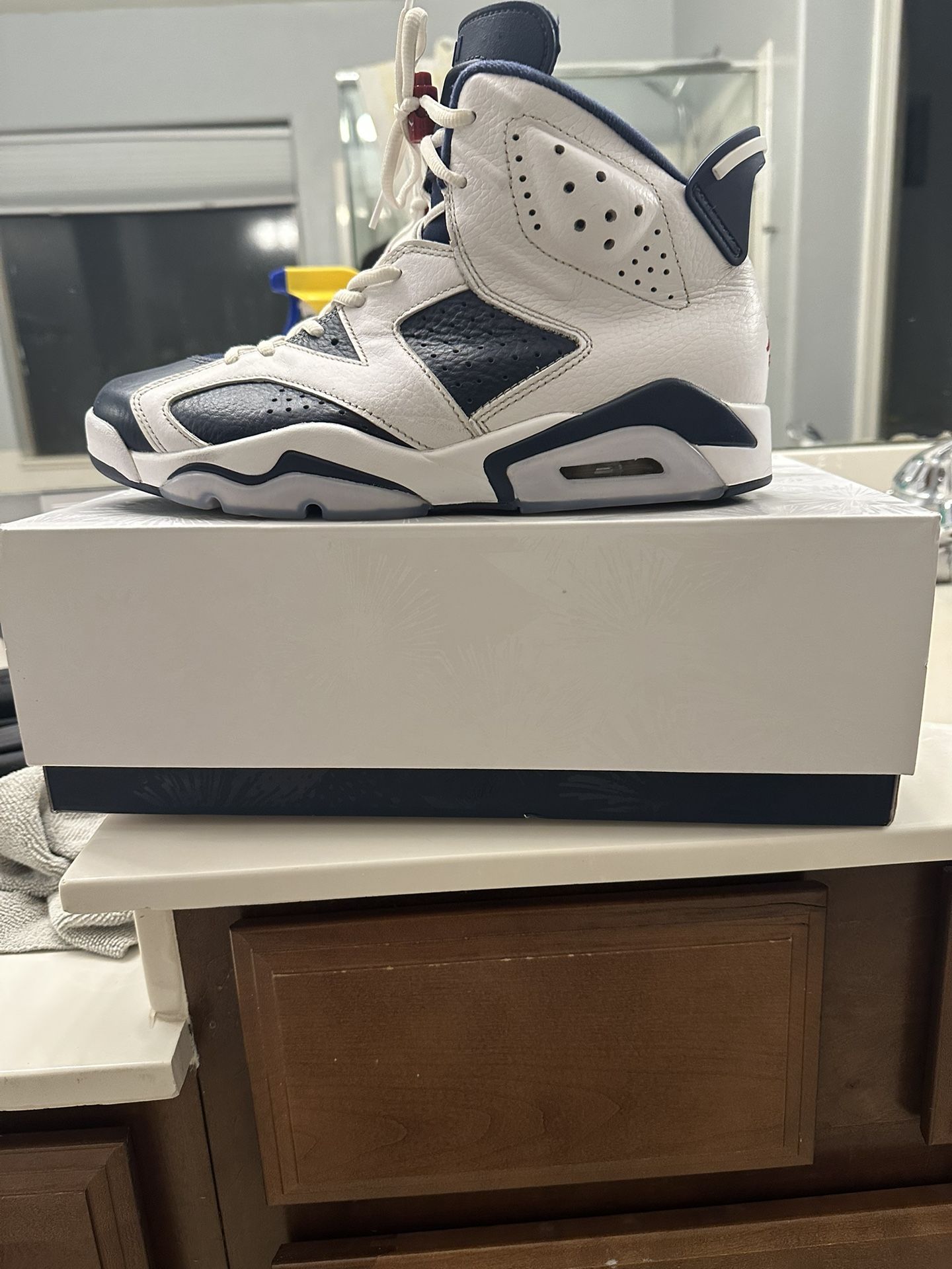 Jordan 6 Retro