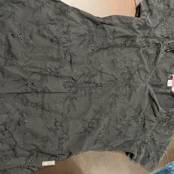 Koi Nursing Scrub Top Small $3.00