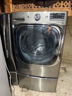 29” LG Front Load Washing Machine with Pedestal Mega capacity 5.2 cuft 45 days warranty