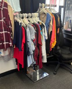 2 arm adjustable clothes rack
