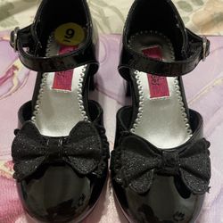 Toddler 9C Heels 