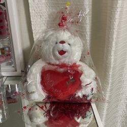 Valentines Bear