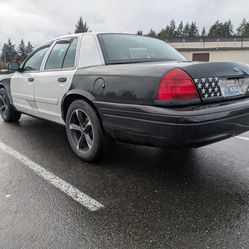 2011 P7B (89,900 Miles, Low Hours)