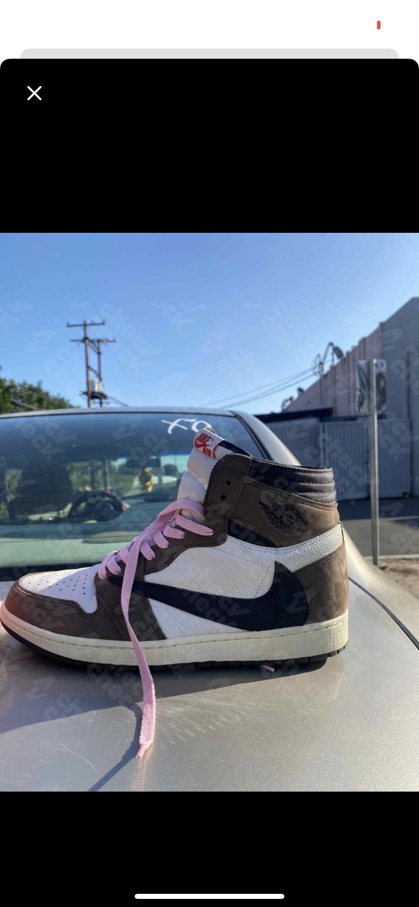 Jordan 1 Travis Scott 