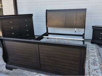 3 pc Bedroom Set- Bedframe, Dresser & nightstand- FREE Delivery- READ Description