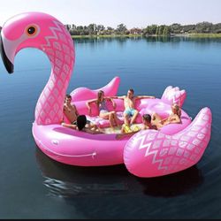 Huge Inflatable Water Float