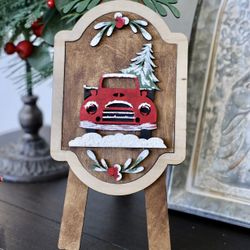 Holiday decoration easel 