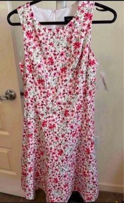 Size 6 Dress New With Tag - Pickup From Northridge Area