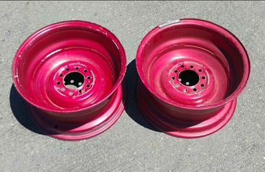 15" X 8", 10 HOLE UNIVERSAL FIVE-LUG PATTERN FORD/ CHEVY